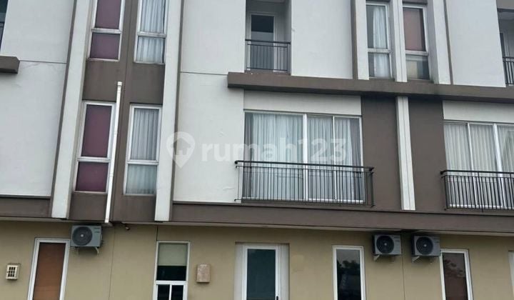 B S D City Mozia- Rumah Siap Huni 3 Lantai Minimalis