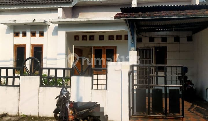 Ready-to-Occupy 1-Story Renovated House in Serpong