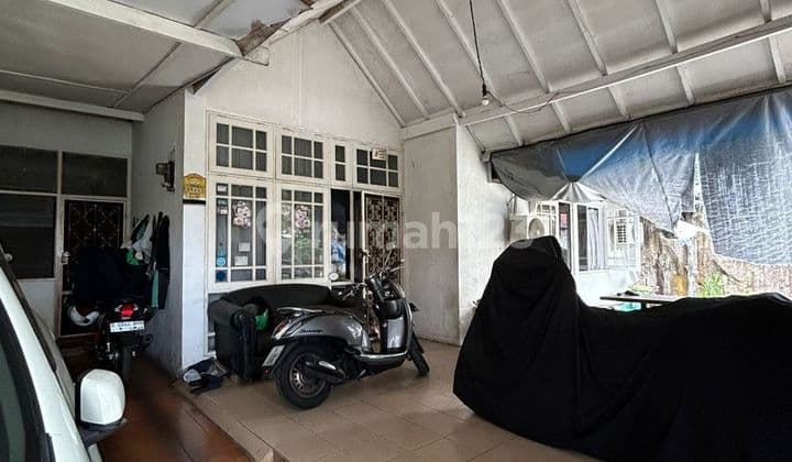 Ready-to-occupy 1-story house in Melati Mas Serpong.