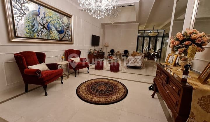 Semi-Classic Luxury 2-Storey House in Melati Mas