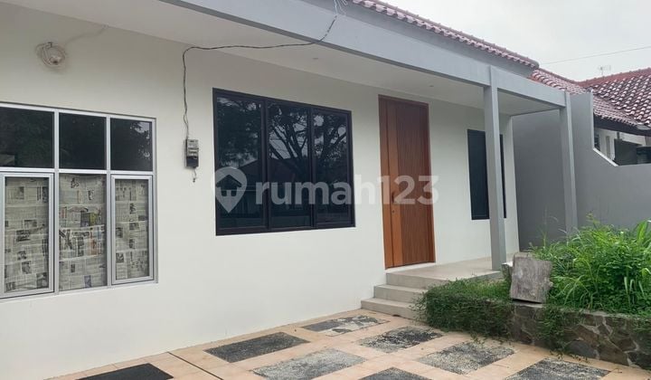 Ready-to-Occupy 1 1/4 Story House, 2-Lane Road in Melati Mas