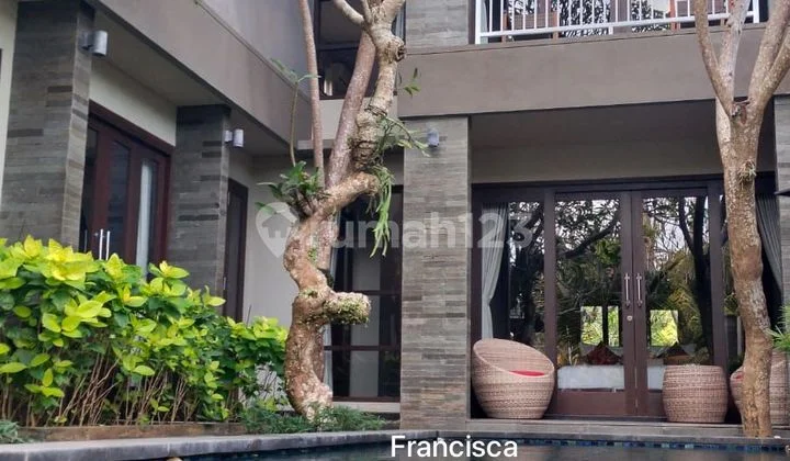 Beautiful Villa For Rent Monthly 4 Bedrooms Furnished In Jimbaran