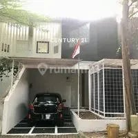 Disewakan Rumah 2 Lantai Dalam Cluster di Ozone Residence