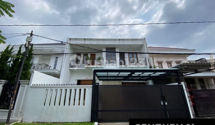 For Sale Ready-to-Occupy House in Pondok Indah Area, South Jakarta