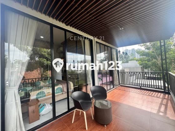 Beautiful and Unique House for Sale in Discovery Area, Bintaro Jaya