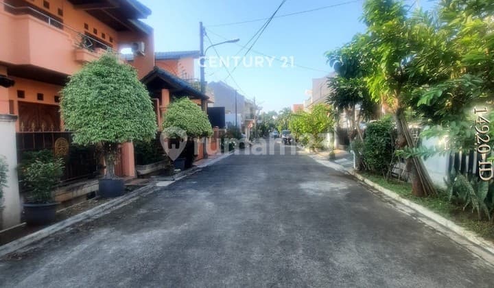 Rumah Di Villa Bintaro Dekat Stasiun Sudimara