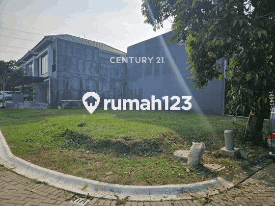 For Sale: Corner Lot in Kebayoran Bintaro Sector 7