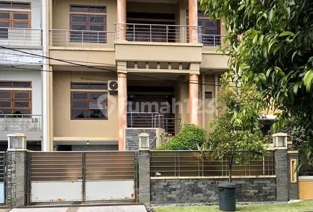 Rumah Lux 2 Lantai Di Cluster Batununggal Sentosa