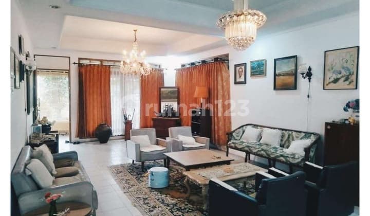 Dijual Rumah + Kostan di Jl. Sukahaji Permai, Bandung