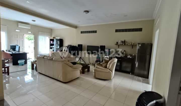 Turun Harga, Rumah di Kota Baru Parahyangan, Jl. Pitanala