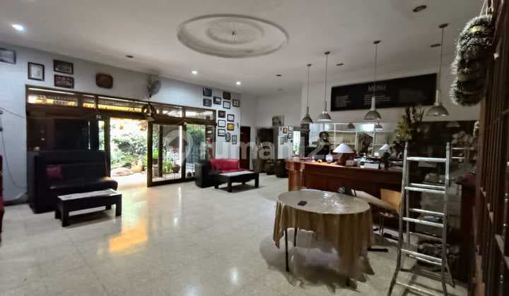 Rumah dan Tempat Usaha di Jl. Lodaya Dekat Ke Pajajaran Bandung