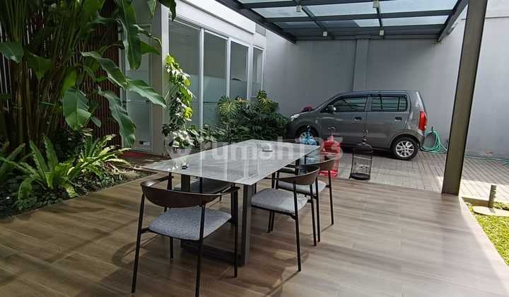 Rumah Lux dan Baru Siap Huni di Setrasari Kulon, Kota Bandung
