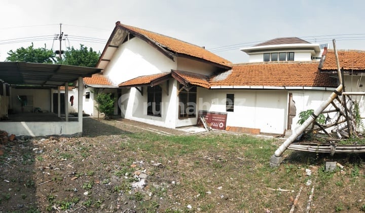 Rumah Hitung Tanah Rungkut Asri Utara cocok untuk kantor, ruko, dan usaha lainnya