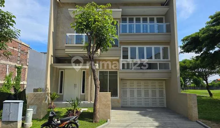 Rumah Virginia Regency Pakuwon City Dekat Araya Surabaya Timur Murah Rumah Virginia Regency Pakuwon City Dekat Araya Surabaya Timur Murah