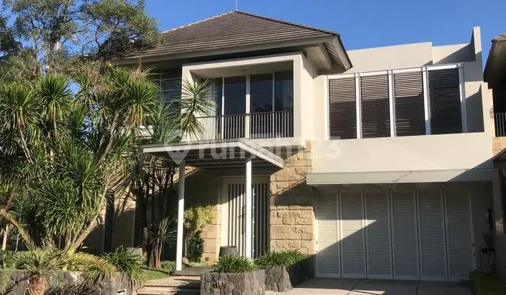 Rumah citraland dekat graha family,pakuwon indah, wiyung