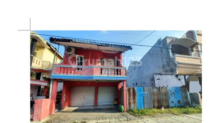 For Sale: Land with Bonus House on Medoho Raya, Ideal for Boarding House