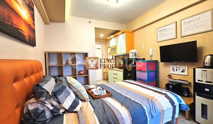 Here is the translation in English:
"An Absolute Must-See for Investors – For Sale: Green Bay Pluit Apartment, Greenbay Studio (21m²) with City View, Furnished as a Bonus."