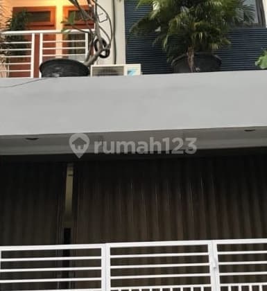 Rumah 2 Lantai di Batu Tulis, Jakarta.