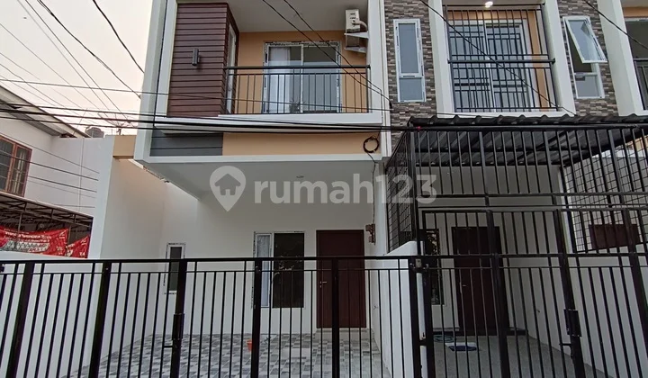 Rumah Baru Minimalis Modern Jelambar Siap Huni Rumah Baru Minimalis Modern Jelambar Siap Huni