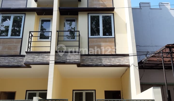 Modern Minimalist House Ready to Occupy Taman Ratu West Jakarta