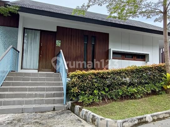 Nice Furnished Rental House HGB at Villa Forest House, Batam