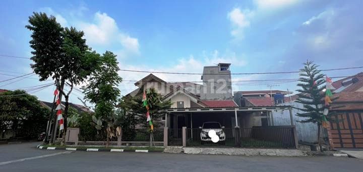 Rumah Bagus Siap Huni di Komplek Antapani Bandung