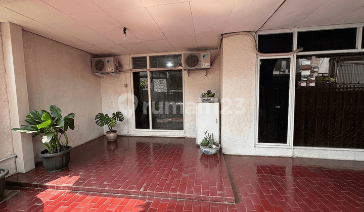 Rumah Dekat dengan Scbd Senopati Kebayoran Baru