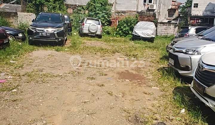 Land with Rented House, Strategic Pocket-Shaped Land Calculation