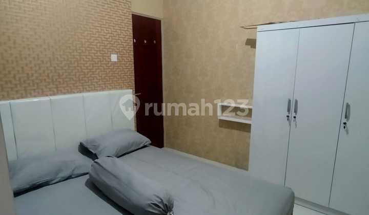 For rent, city center Gunawangsa Tidar apartment, fully furnished, luxurious, 2 bedroom type.
