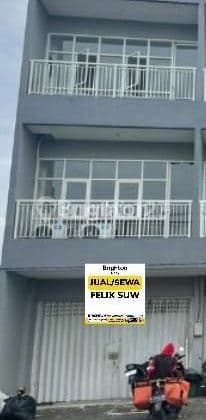 3-STOREY SHOPHOUSE IN DIAN ISTANA WIYUNG