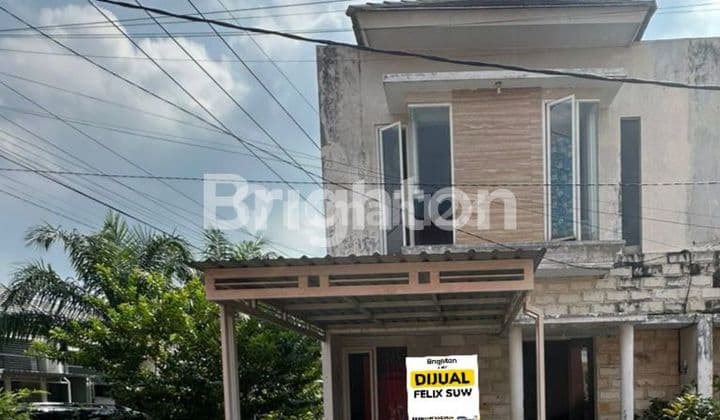 Rumah 2 Lantai di De Naila Residence Menganti Grsesik