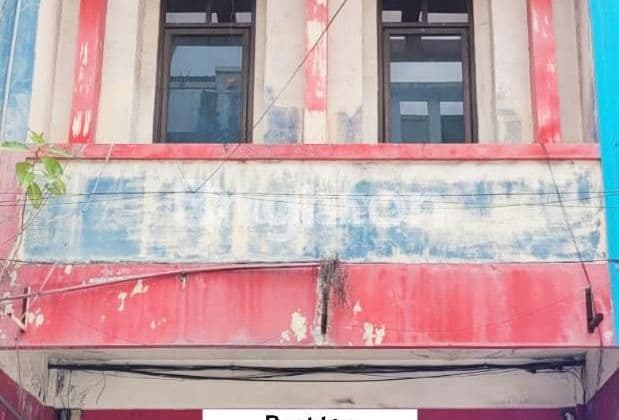 3-STOREY SHOPHOUSE IN BUNG TOMO NGAGEL, CENTRAL SURABAYA