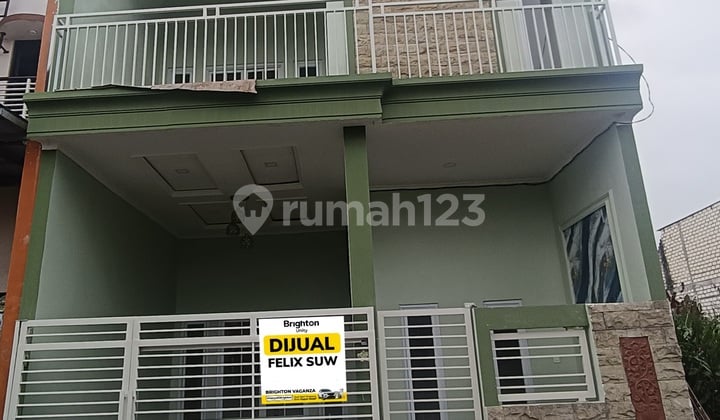 Rumah 2 Lt di Pakal Barat Jaya- Sby Barat