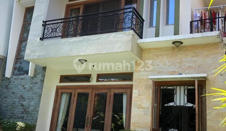 Dijual Villa Mewah Lingkungan Asri Area Pantai Berawa Canggu