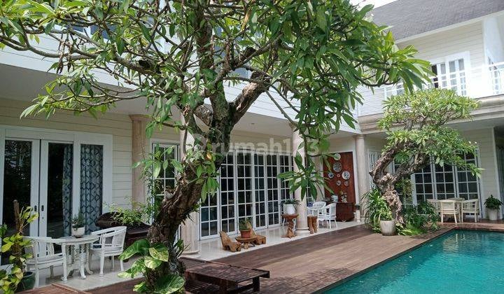 Luxury American Style Villa in Umalas Kerobokan Bali