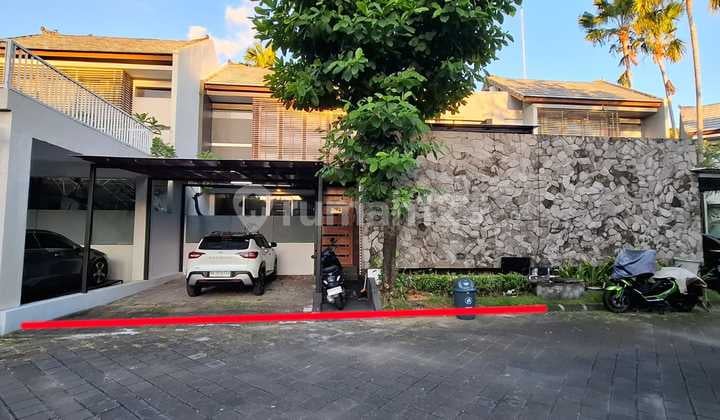 Elite Complex House One Gate System Sunset Road Kuta
