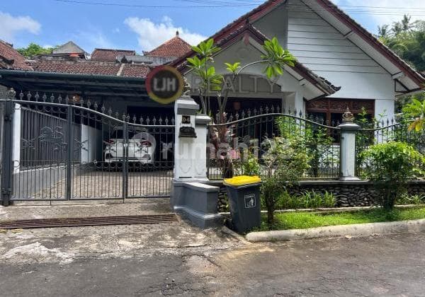 House for sale in Sibang, Abiansemal, strategic location, only 12 minutes to Mangusada Badung Hospital