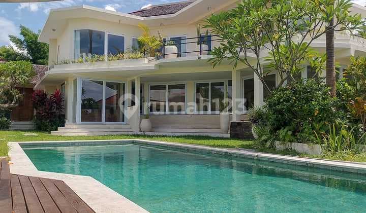 Luxury Villa View Sawah dan Sunset Lokasi Tenang Pererenan Canggu Bali