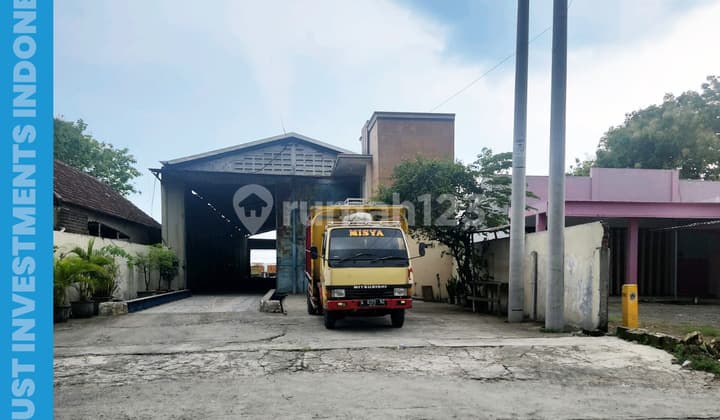 Warehouse in Kedamean, Gresik