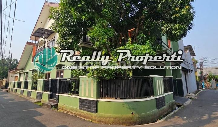 Disewakan Rumah Hook Semi Furnised Ada Ac & Kitchen Set di Lubang Buaya, Cipayung Jakarta Timur