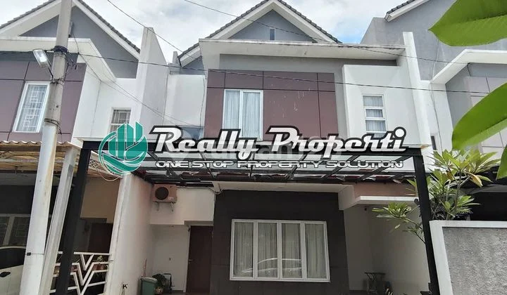 Disewakan Rumah Dalam Cluster 3 Lantai Semi Furnished Cilangkap, Cipayung, Jakarta Timur