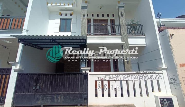 Disewakan Rumah Semi Furnished Dalam Kavlng di Pondok Kelapa Duren Sawit - Jakarta Timur