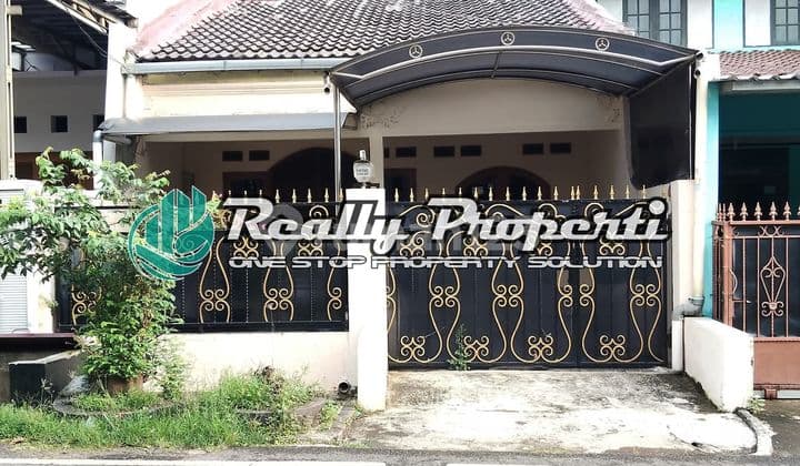 Disewakan Rumah Semi Furnished Ada Ac 3 Unit, Bebas Banjir di Malaka Sari, Duren Sawit, Jakarta Timur