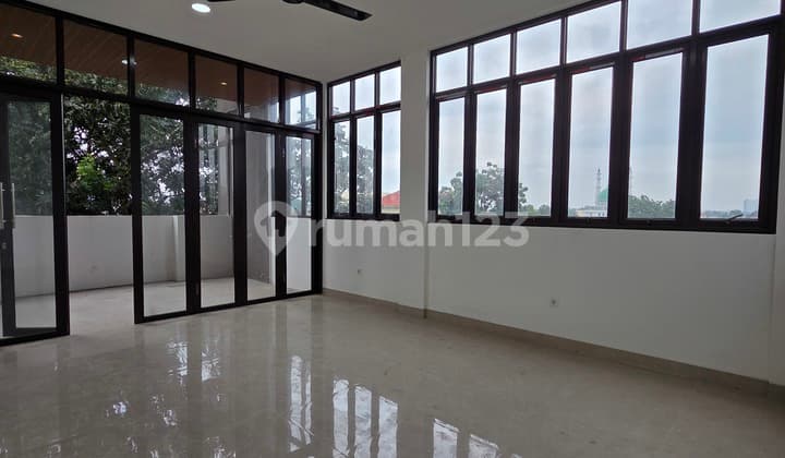 For Sale: Beautiful and Strategic Shop House in Jagakarsa