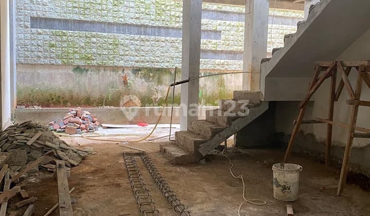 For Sale House in Kebayoran Baru, South Jakarta