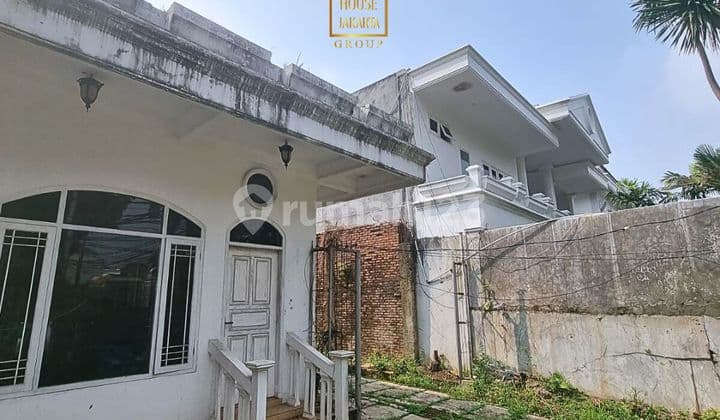 Rumah Menteng Jalan Garut Termurah 65 Juta Per M2 , Tenang Jalan Lebar