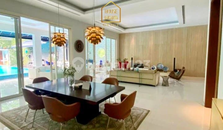 Prapanca Kebayoran Baru, Rumah Cantik 3 Lantai, Private Pool, Tanah Kotak