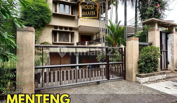 Menteng Rumah 2,5 Lantai Siap Huni Jalan Lebar, Elite Dekat Diponegoro