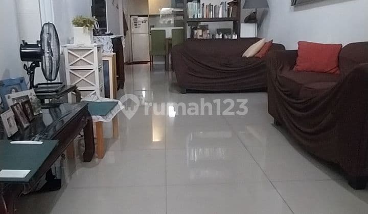 Dijual Rumah Mungil Siap Huni di Kawasan Sektor 5 Bintaro