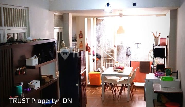 Rumah di Cluster Bintaro Jaya Dekat Taman Tol Stasiun